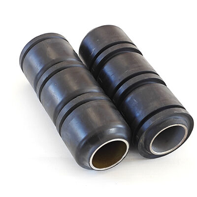 Gumowe kielichy do czyszczenia typu TA do operacji wiertniczych z ciśnieniem do 10 000 PSI, materiały nitrylowe (NBR), HNBR, FKM i twardość 70 - 90 Shore A